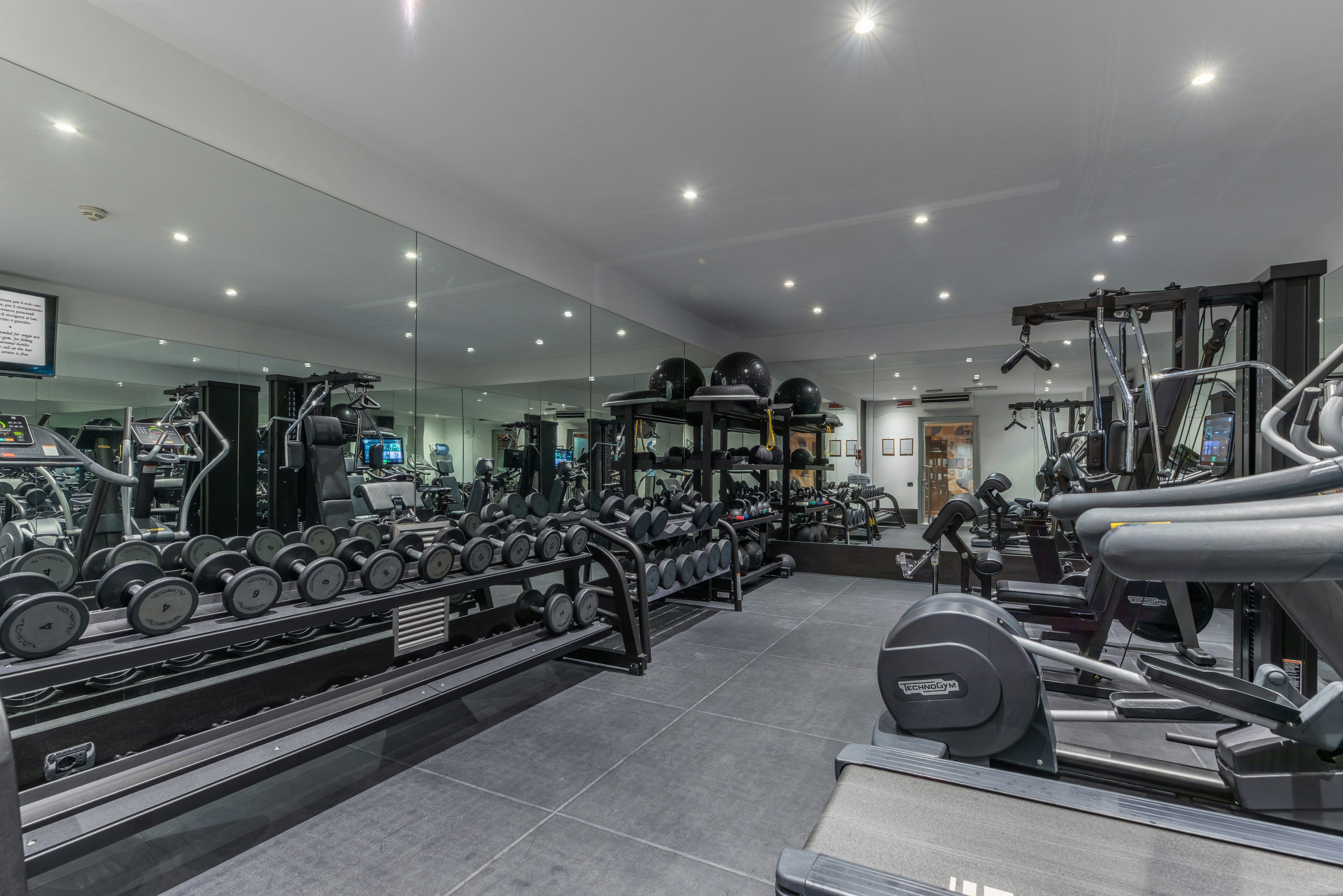 Hilton Garden Inn Rome Colosseum 28/59