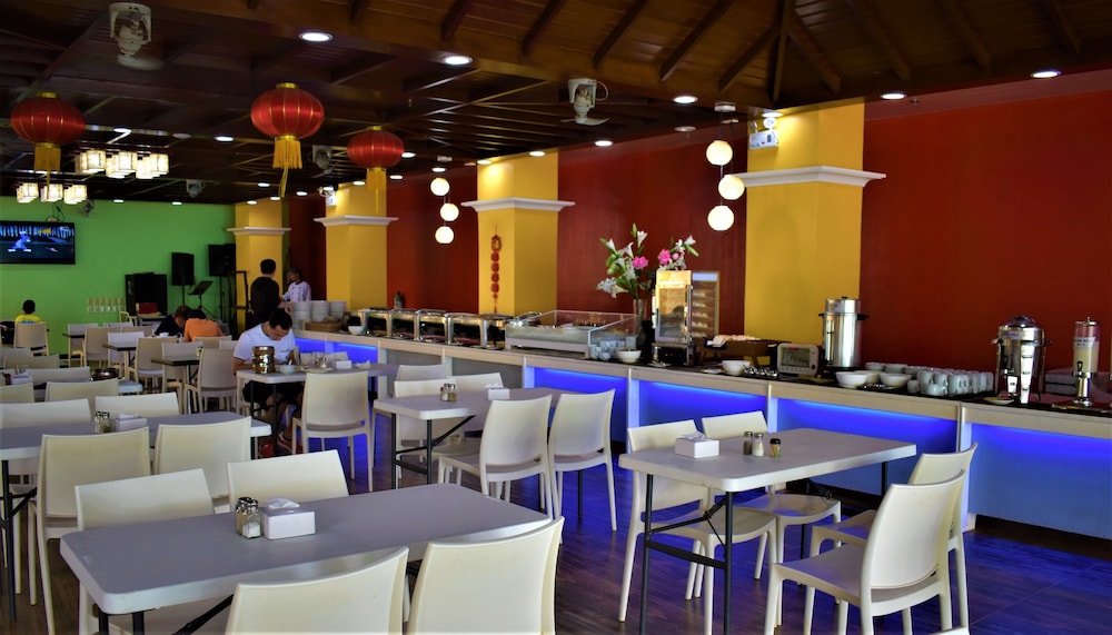 Golden Phoenix Hotel Boracay 31/50