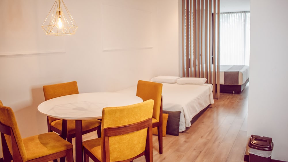 Hemma Suites 18/50