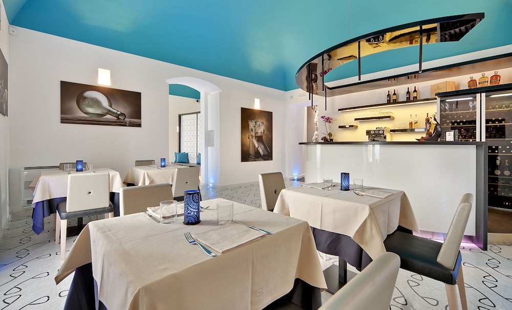 Zafran Boutique Hotel 35/50