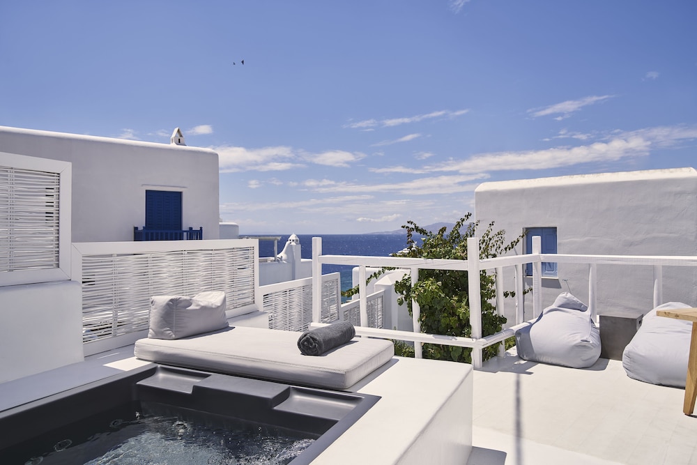 BOHO Suites 28/49