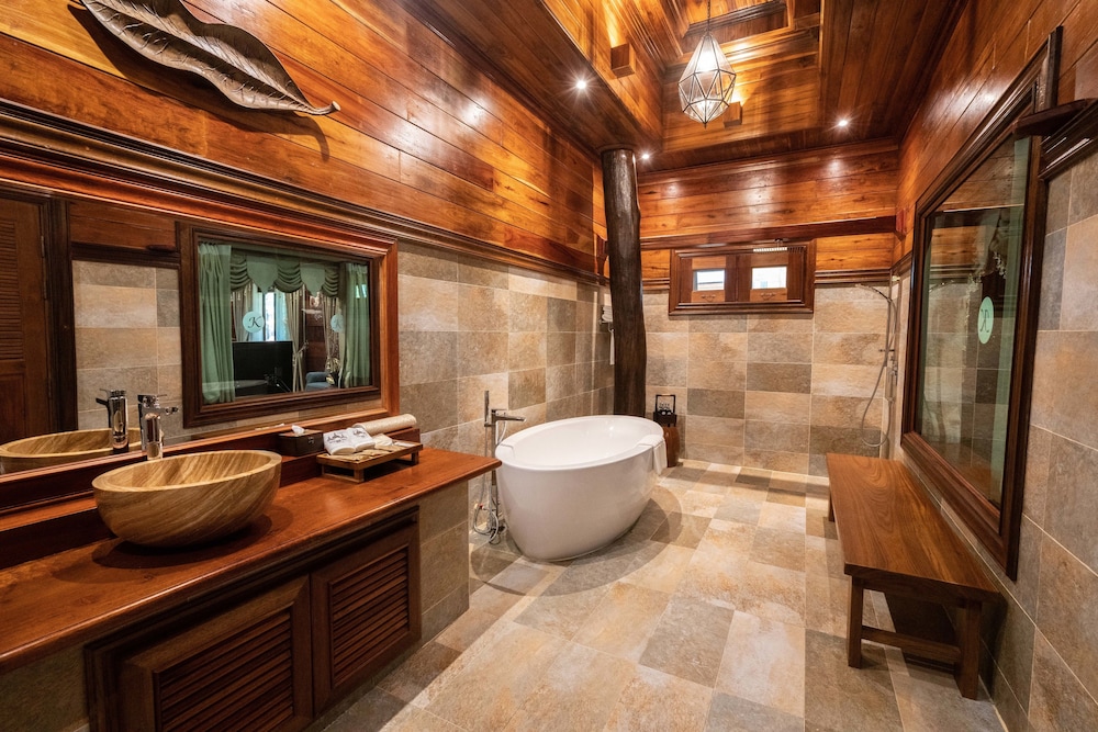 Khum Wang Nuea Villa 53/55