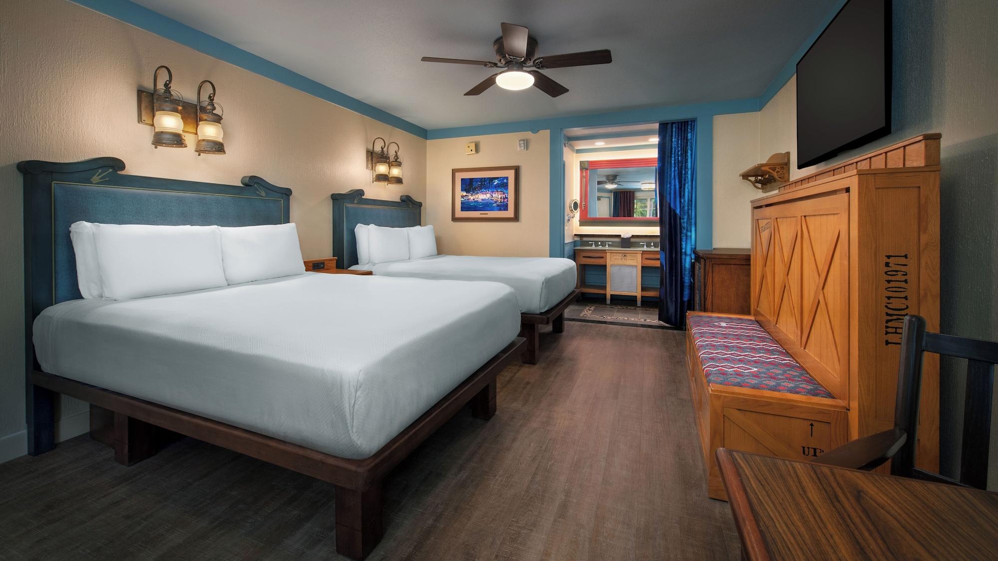 Preferred, 2 Queen Beds, with Child Extra Bed, Accessible