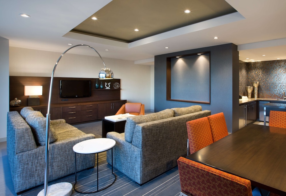 Hyatt Regency Dallas 47/78