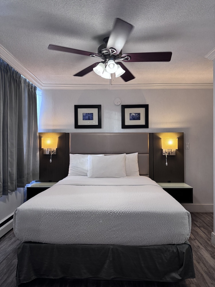 Divya Sutra Suites on Robson Downtown Vancouver 14/42