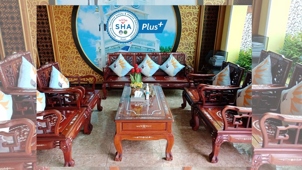 Phuket Chinoinn Hotel 53/65