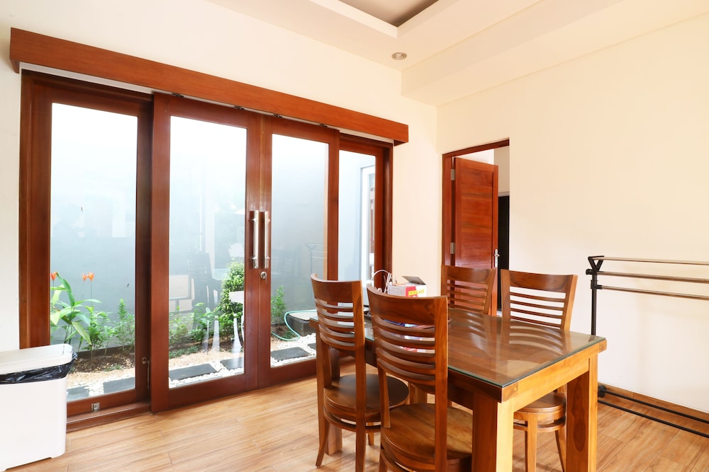 The Umah Pandawa Homestay And Villas by ZUZU 22/41