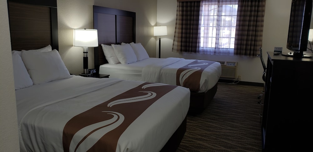 Quality Inn & Suites South Fork - Wolf Creek 11/36