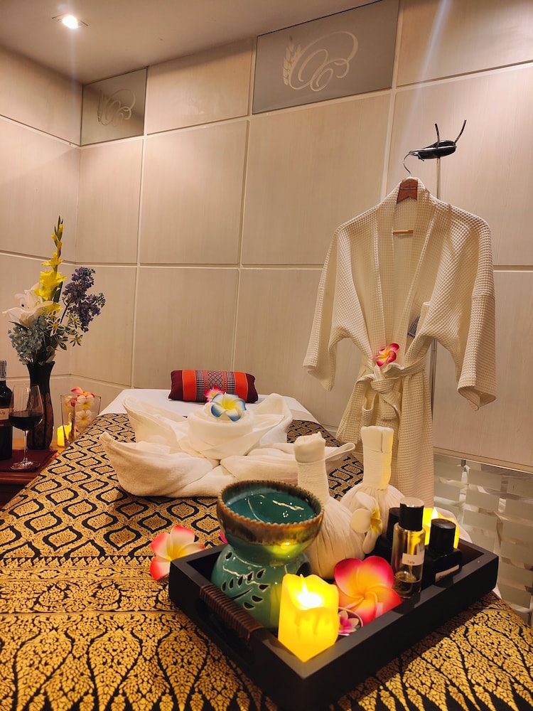 Bangkok Inter Place Hotel 58/72