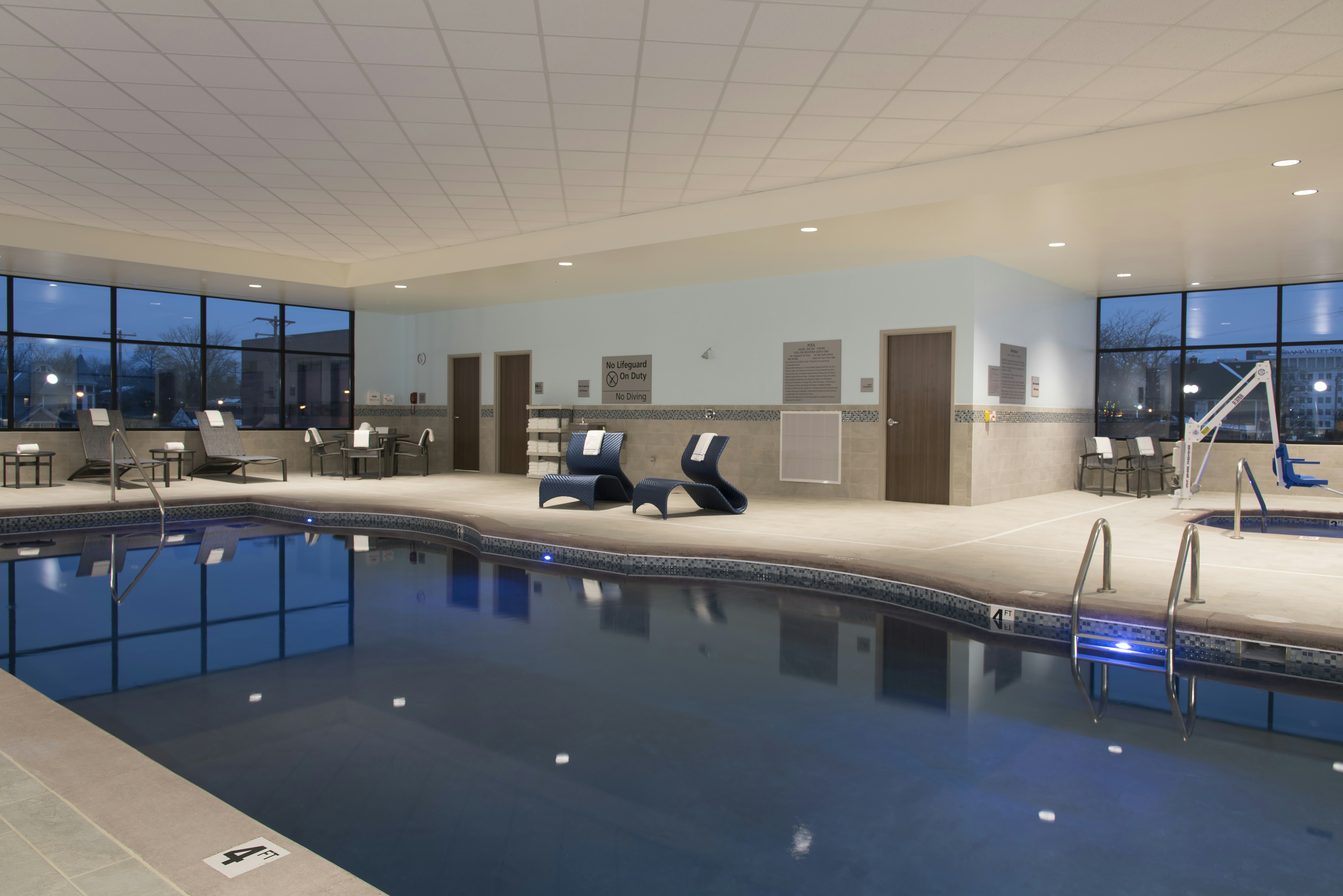 Hampton Inn and Suites Grand Rapids Downtown 23/61