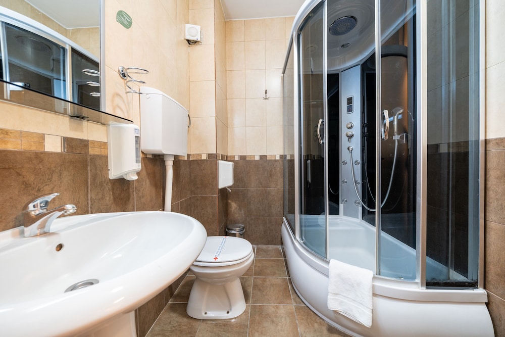 Alexandar Lux Hotel 46/50