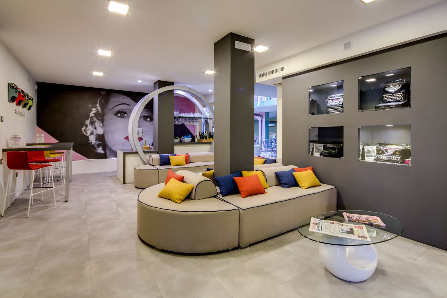 La Villa, Sure Hotel Collection by Best Western 38/76