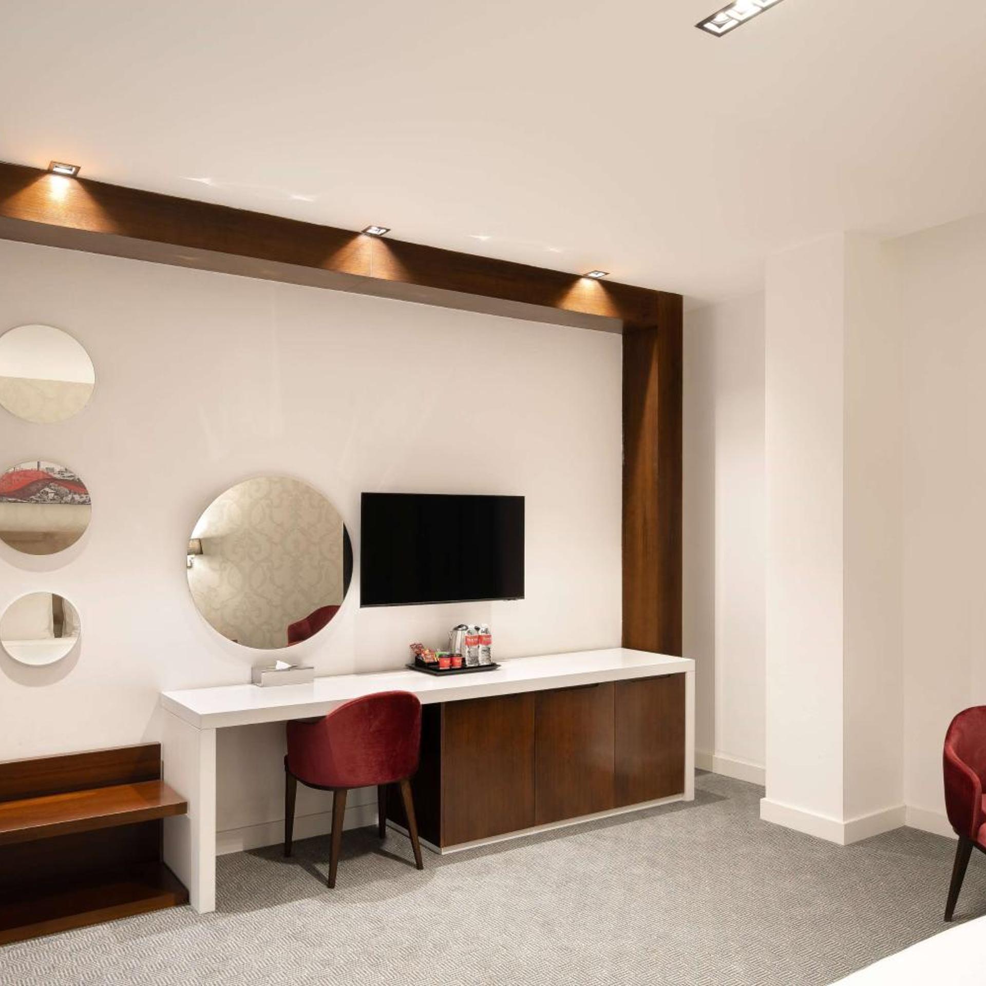 Ramada Hotel & Suites by Wyndham Erbil 32 Park 9/65