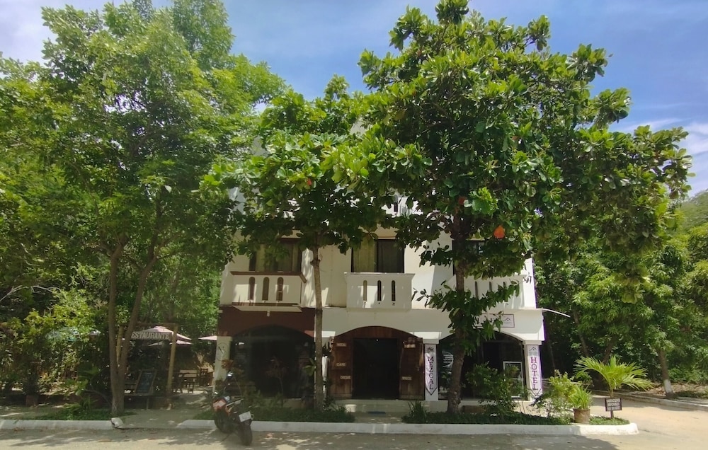 Yuu-Lee Casa Bendita Huatulco 6/31
