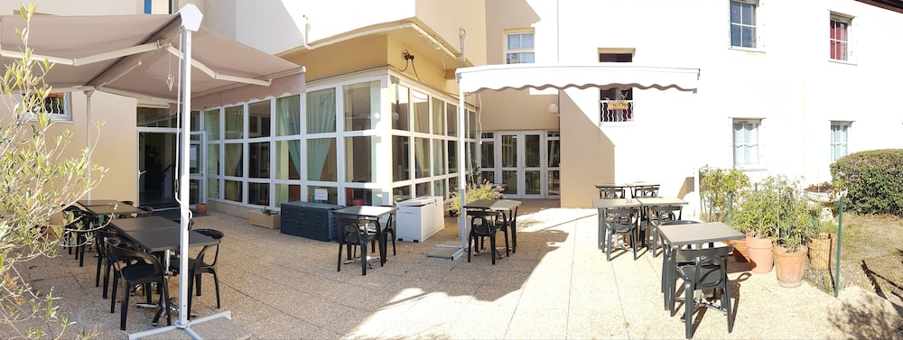 Hôtel La Bérangère 1/35