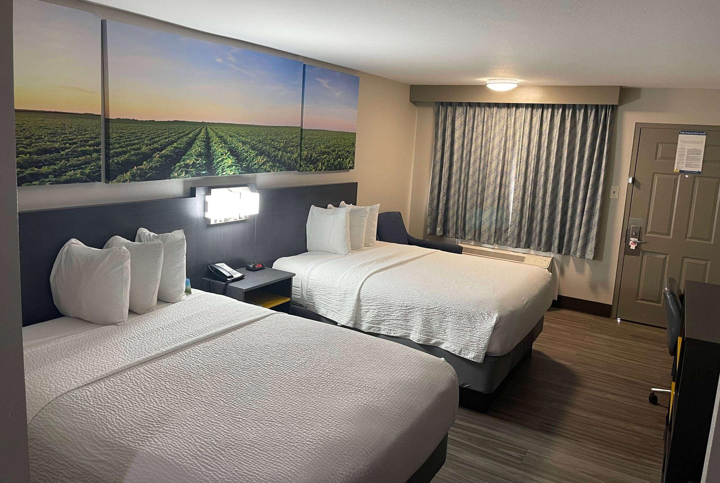 Room, 2 Queen Beds, Smoking