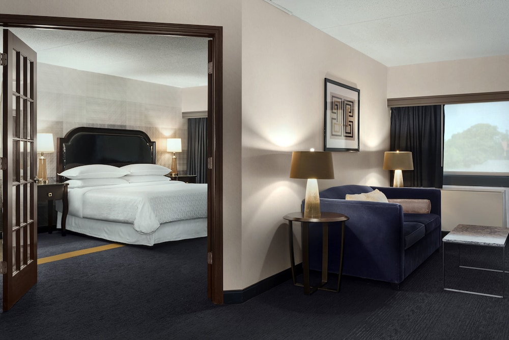 Sheraton Syracuse University Hotel &amp; Conference Center