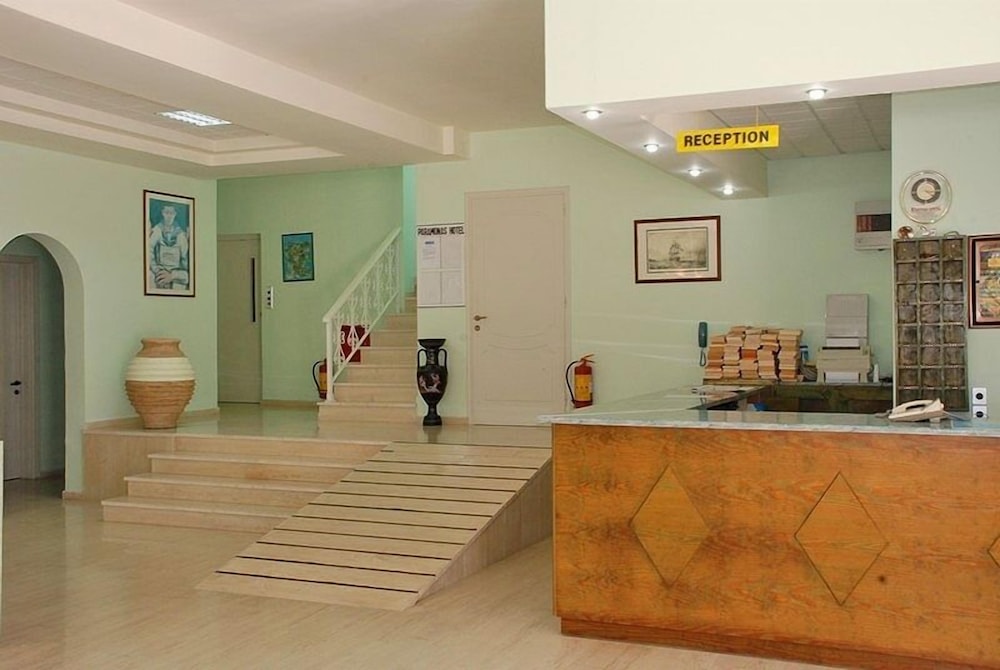 Paramonas Hotel 9/50