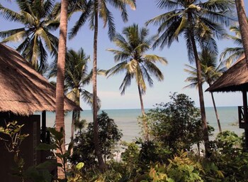 The Narima Bungalow Resort 36/45
