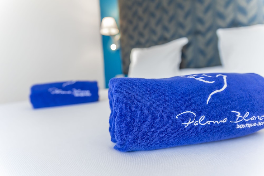 Paloma Blanca Boutique Hotel 20/50
