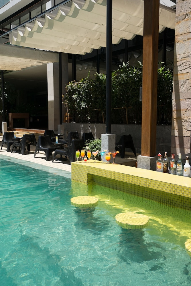 Hotel Vista Pattaya 66/70