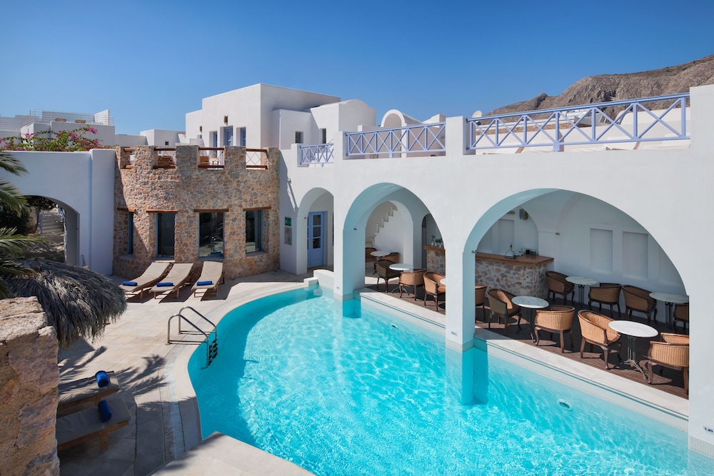 Meltemi Luxury Suites 14/18