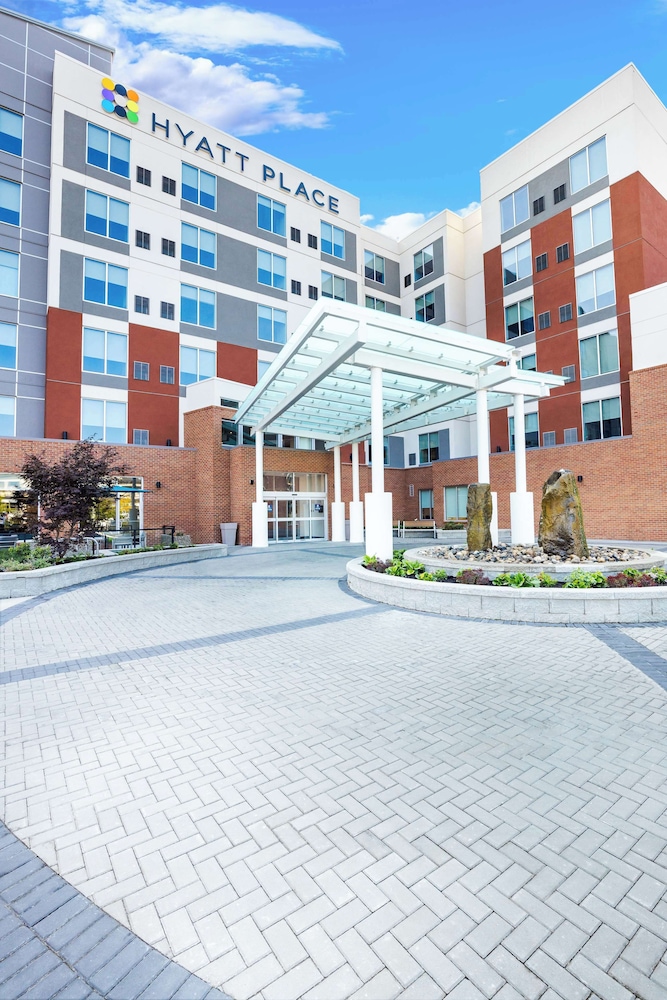 Hyatt Place Kelowna 3/30