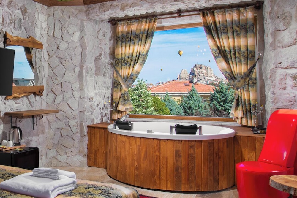 Cappadocia Fiesta Stone House 3/23