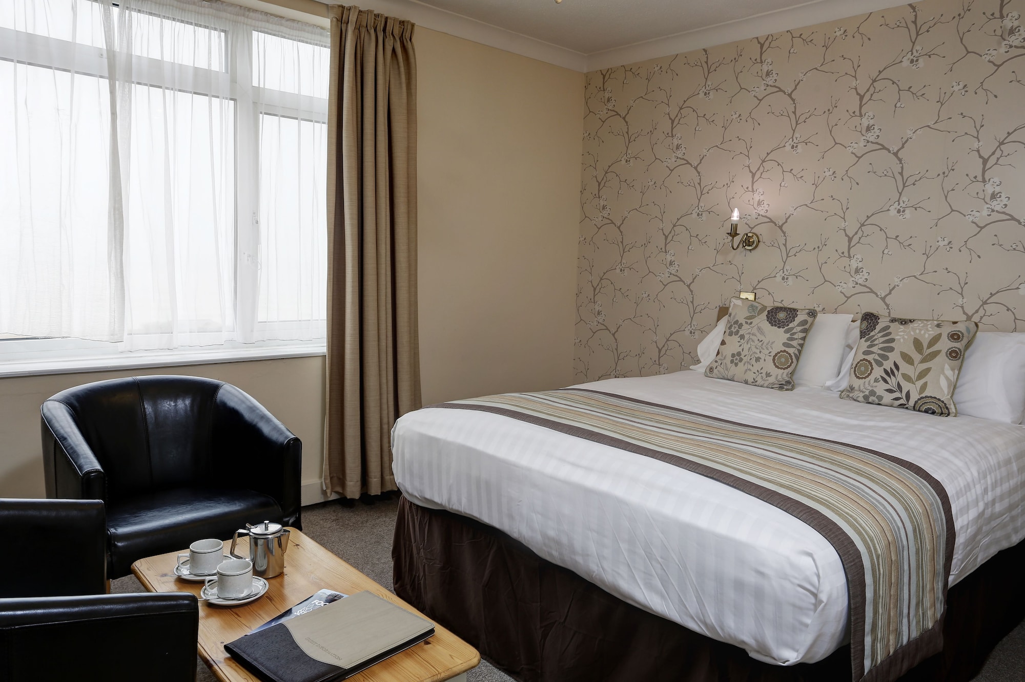 COMFORT, DOUBLE BED