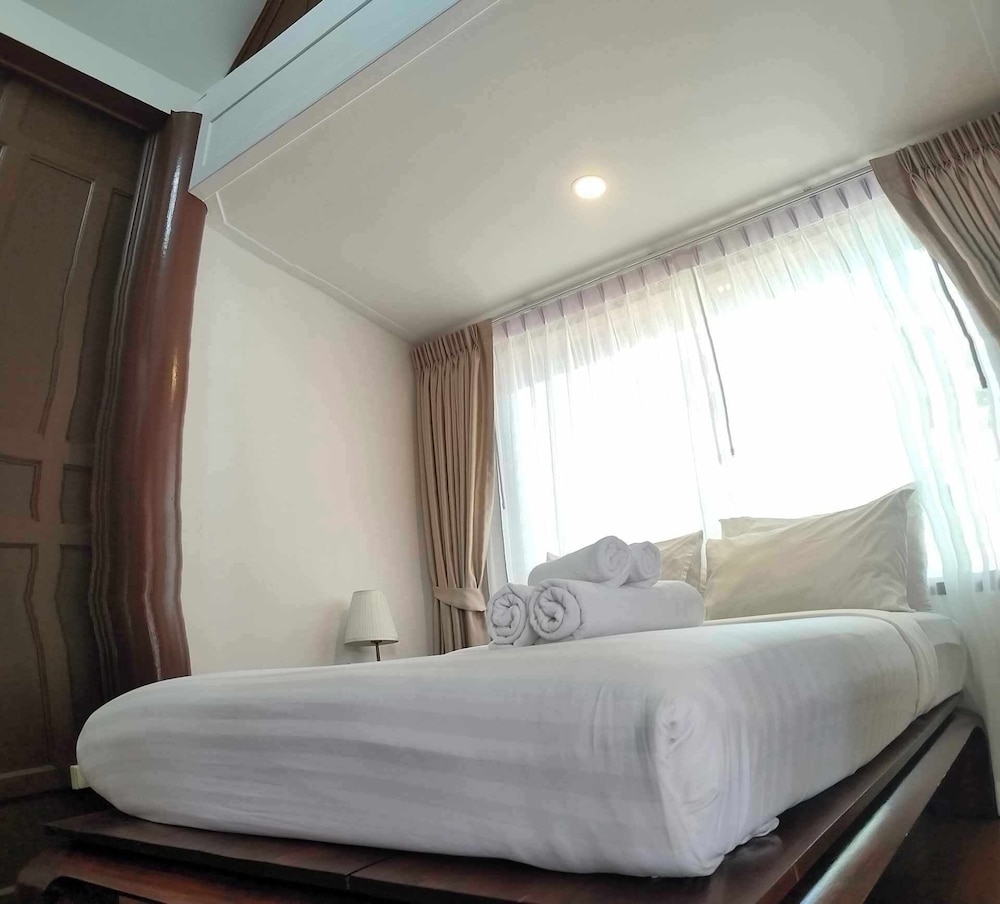 كوخ بسرير كوين، Vimarn Samed Resort 5/8