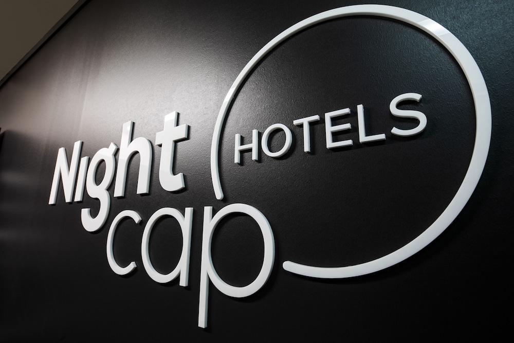 Nightcap at Fairfield 18/31