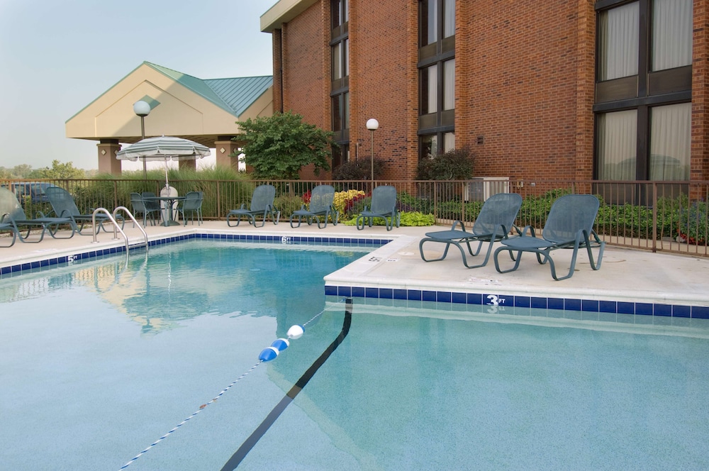 Pear Tree Inn St Louis Arnold 29/46