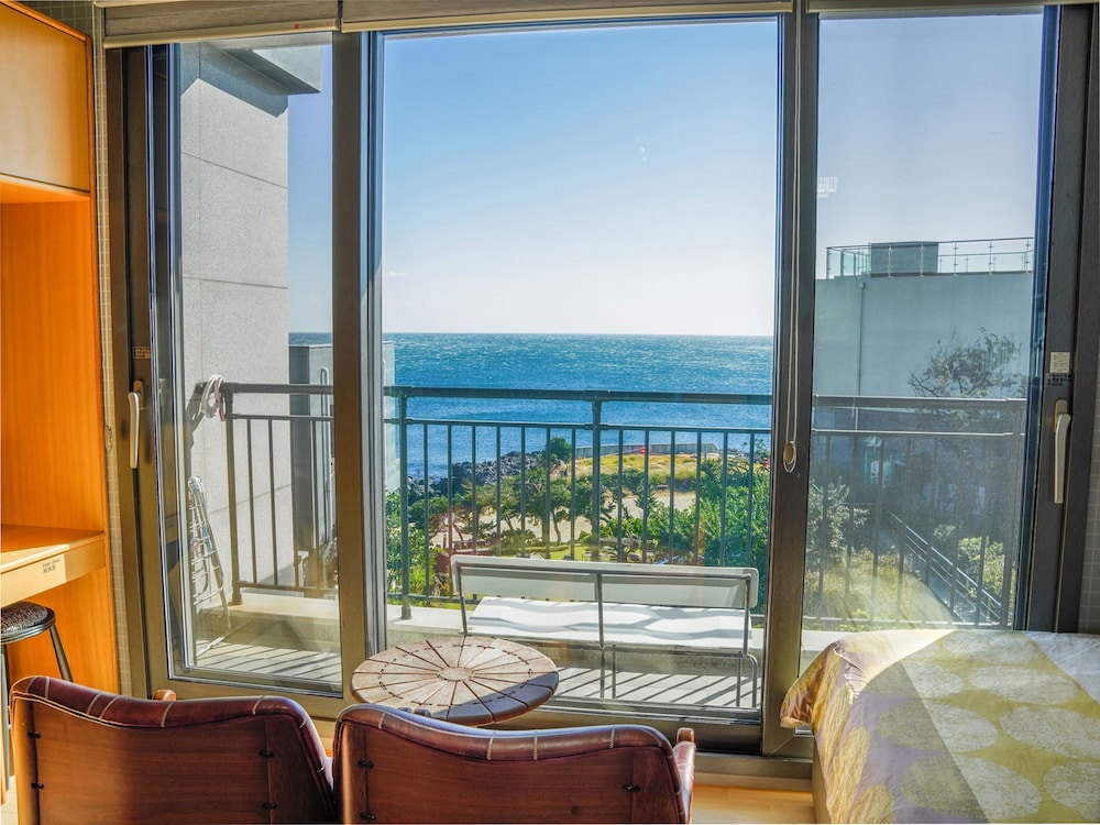 Orojeju Pension 17/35