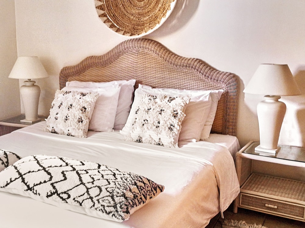Grecotel Plaza Beach House photo3