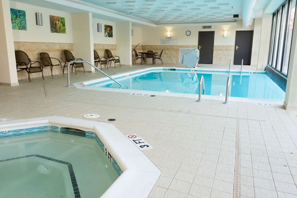 DRURY INN AND SUITES ATLANTA MARIETTA 21/50