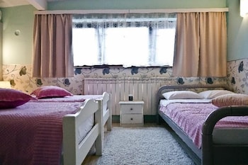 ROOMS MADISON 5/55