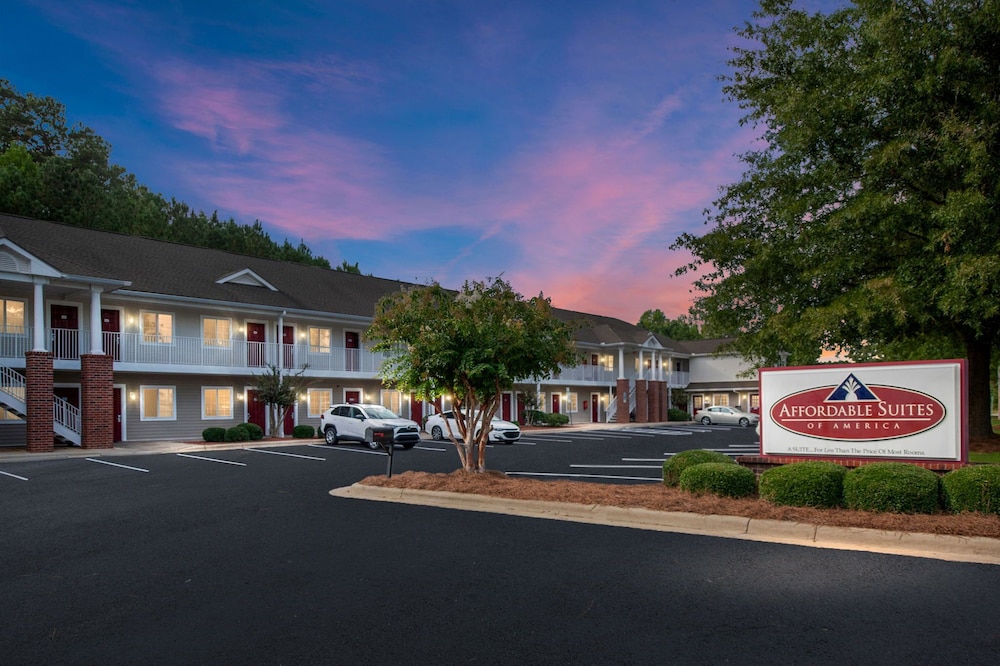 Affordable Suites Wilson 30/32