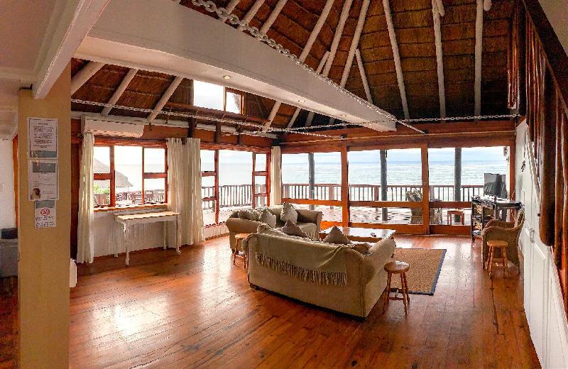 Crawford's Beach Lodge 31/51