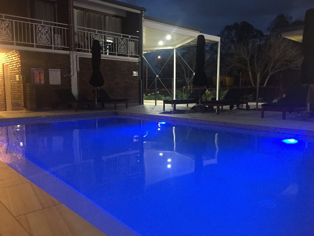 Logan City Motor Inn 37/67