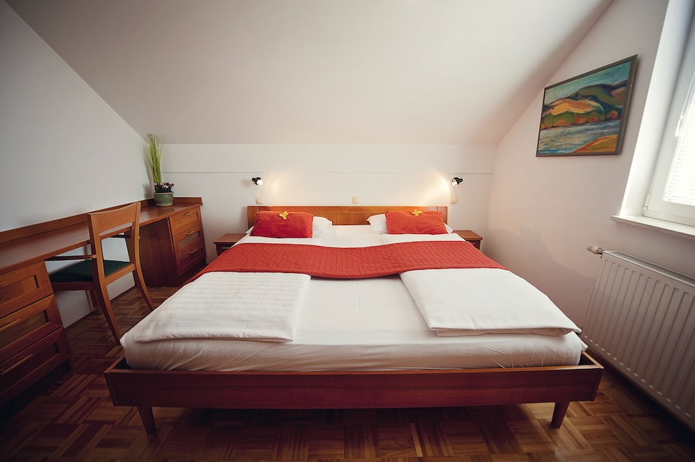 Hotel Bajt Maribor 11/21