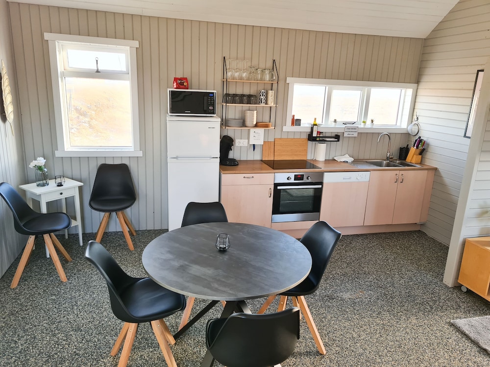 Gardur Apartments 52/65