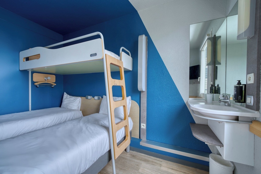 غرفة قياسية بسريرين منفصلين وسرير بطابقين، Ibis Budget Gennevilliers Asnieres 5/7