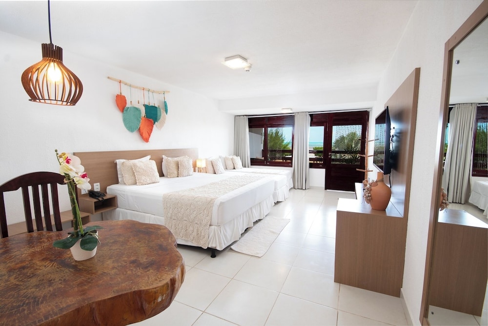 Suite, Quadruple, King and Twin Beds, Sea View 5/7