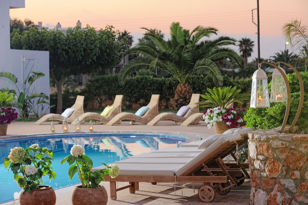 SunVillage Boutique Hotel 58/59