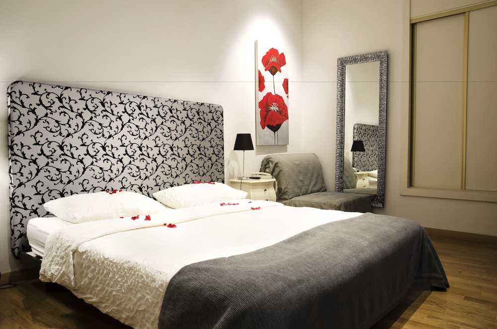 SUPERIOR, DOUBLE BED