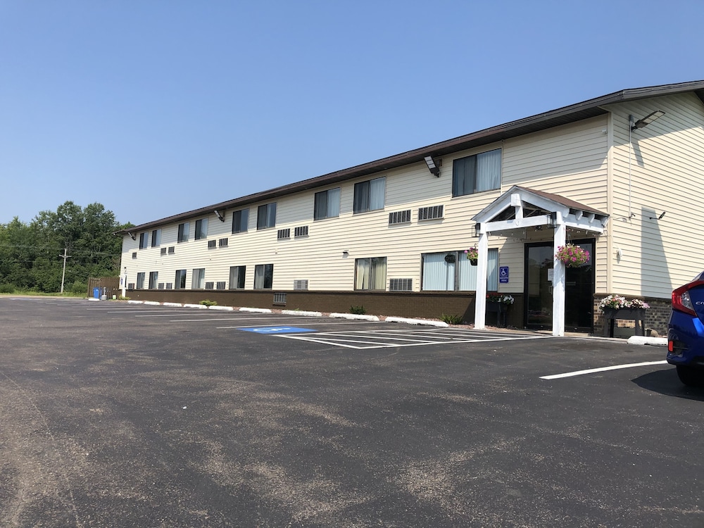 AmeriVu Inn - Park Falls 30/31
