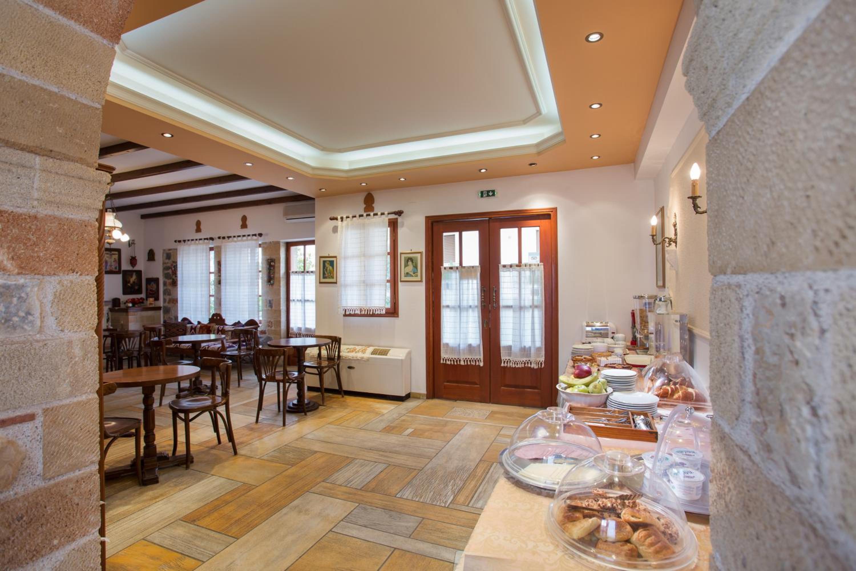 PETRINO GUESTHOUSE HOTEL 14/21