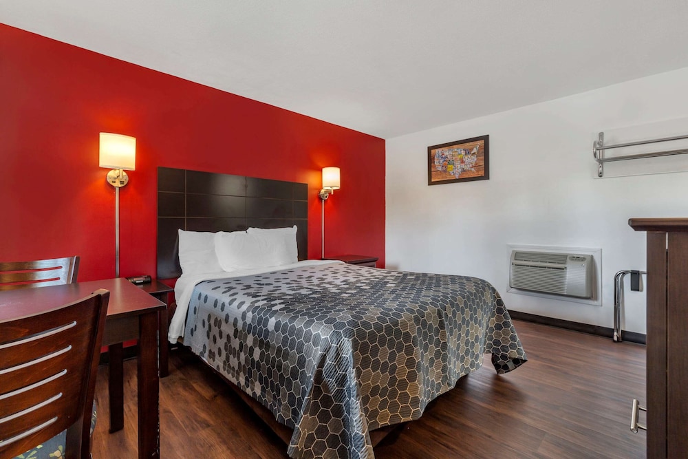 Econo Lodge Lee - Great Barrington 28/65