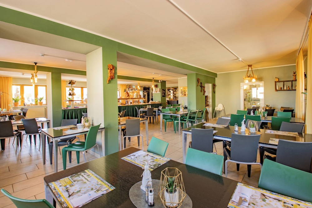 Erzgebirgshotel Freiberger Hohe 32/50