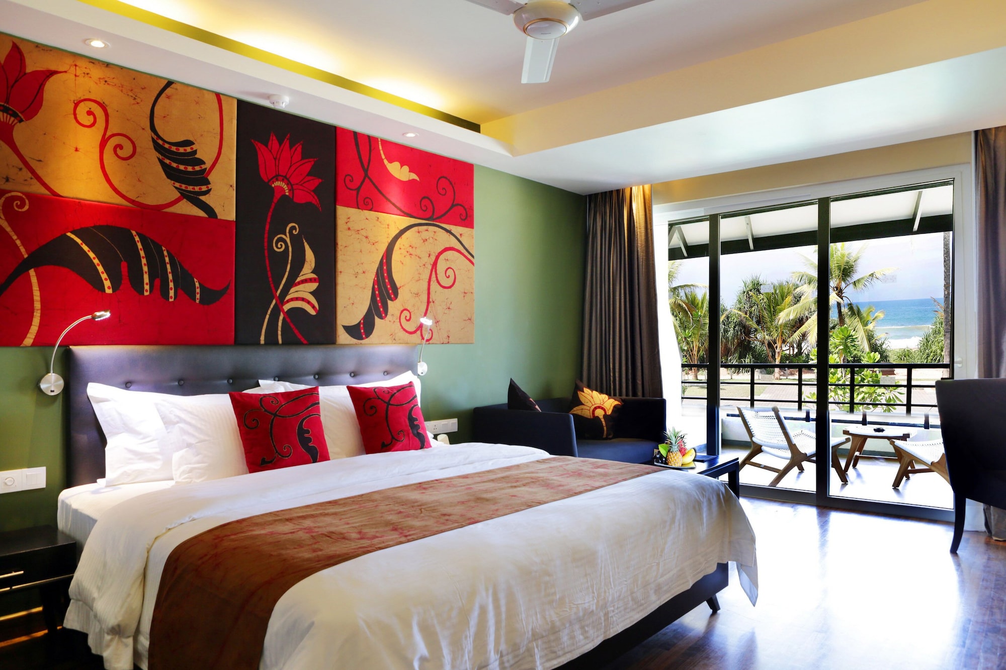 DELUXE OCEAN VIEW ROOM